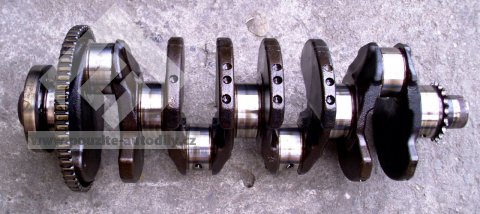 Kliková hřídel, klikovka originál 06A105021 + kolo pulzního generátoru 050105189C, Audi A3, A4, A6, TT