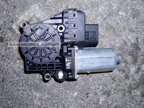 Motor stahování okna vpravo vzadu Audi A6 98-05, 4B0959802B