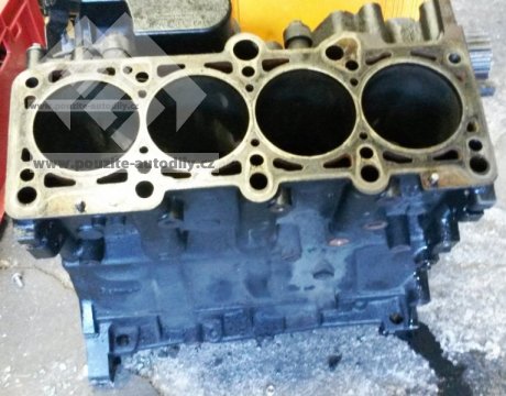 Blok motoru Audi 06F103011F holý 2,0TFSi AXX, BWA, BPY
