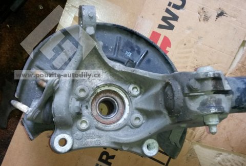 Těhlice s nábojkou vlevo Audi A3 3C0407253F, 8J0598625