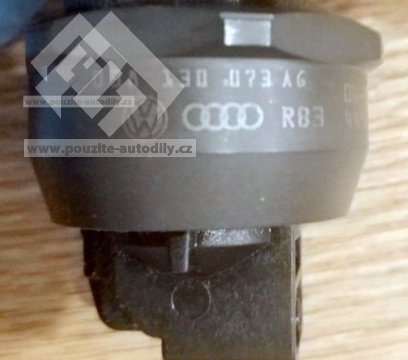 Vstřikovací tryska, originál Audi 038130073AG Bosch