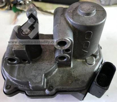 Ovládač vzduchových klapek vlevo, vpravo 059129086F Audi A6