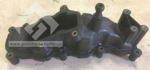 Trubka sací potrubí vpravo 059129712BQ Audi A6 4F, A8