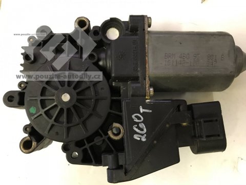 Motor stahování okna vlevo vzadu 4B0959801B Audi A6 C5 98-05