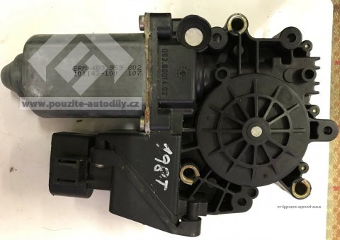 Motor stahování okna vpravo vzadu 4B0959802B Audi A6 C5