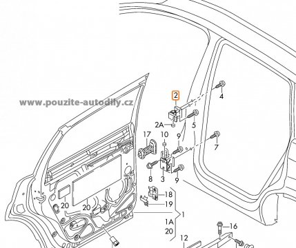 Závěs zadních dveří vlevo nahoře Audi Q7 4L 7L0833401A