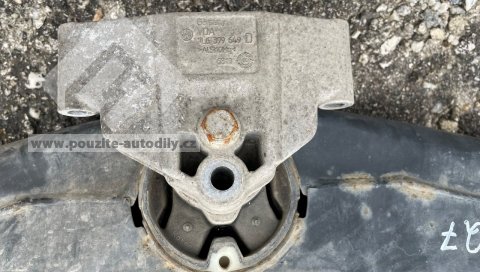 Nosník převodovky 7L6399227B/F autom. 6-stup. Audi Q7 4L