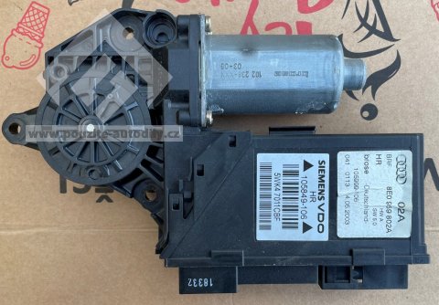 Motor stahování okna vpravo vzadu 8E0959802A Audi A4