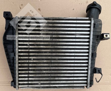 7L6145803 Chladič vzduchu, Intercooler Audi Q7