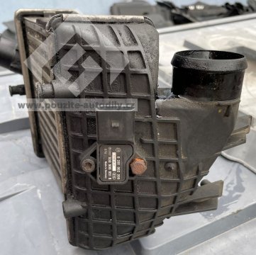 8E0145805P Intercooler, chladič vzduchu Audi A4 8E 2.5TDi