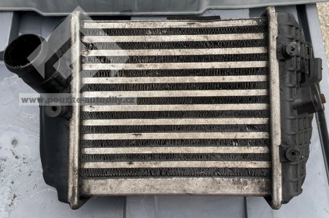 8E0145805P Intercooler, chladič vzduchu Audi A4 8E 2.5TDi