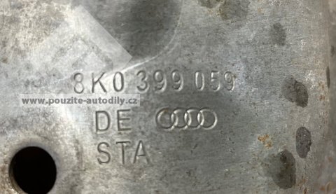 8K0399059 Kryt uložení motoru levý Audi A4 B8 / A5 8T