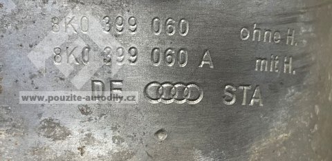 8K0399060 Kryt uložení motoru pravý Audi A4 B8 / A5 8T