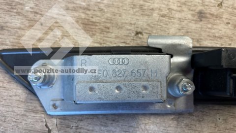 4L0827574 Lišta 5-dveří s osvětlením SPZ a přípravou pro couvací kameru Audi