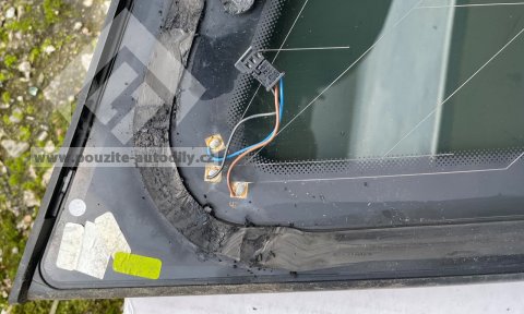 4L0845299 Boční sklo pevné, levé zadní Audi Q7 4L