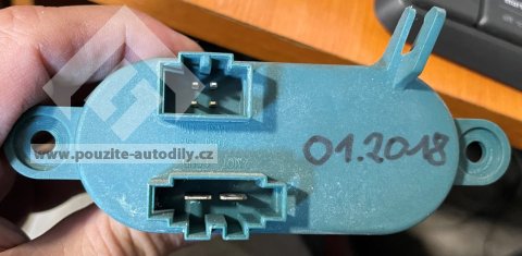 7L0907521 Regulátor rychlosti ventilátoru topení Audi Q7 4L