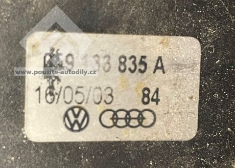 059133835A Vzduchový filtr, filtrbox 2.5 TDi Audi A4 B6 8E