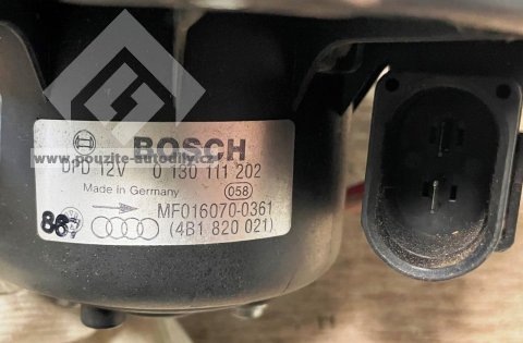 4B1820021 Ventilátor topení Bosch 0130111202 Audi A6 C5 4B 98-02