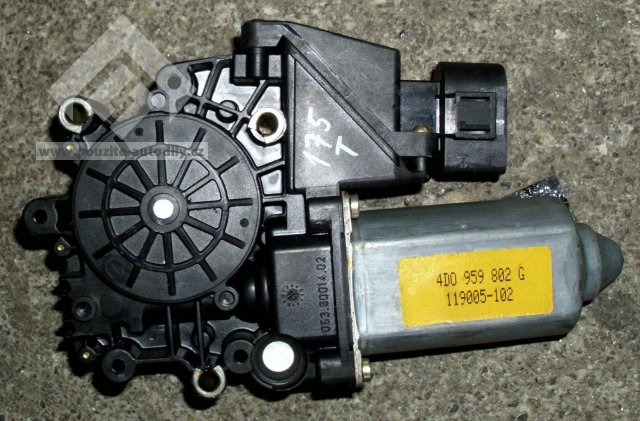 Motor spouštění oken vpředu vpravo Audi A8 94-03, 4D0959802G