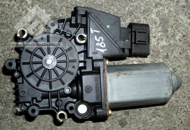 Motor stahování okna vlevo vzadu Audi A8 4D 94-98