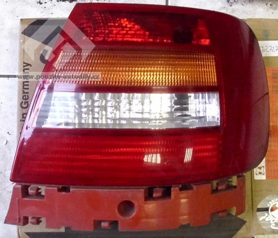 Zadní světlo, pravé vnější, Audi A4 95-99, TYC