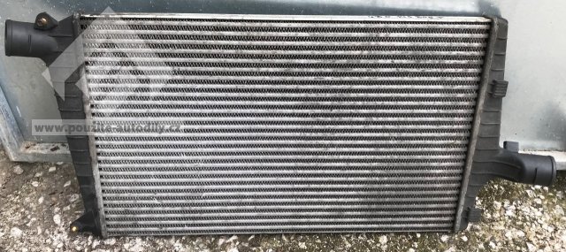 Intercooler, chladič vzduchu 4B0145805F Audi A6 C5 2.5TDi