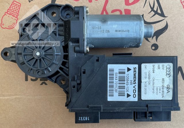 Motor stahování okna vpravo vzadu 8E0959802A Audi A4