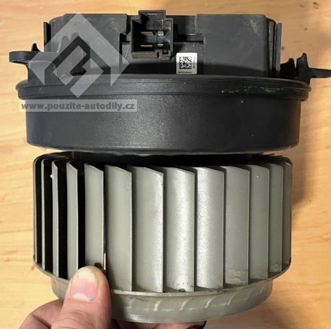 4H1820021B Ventilátor topení originál Audi A6 4G, A7 4G, A8 4H