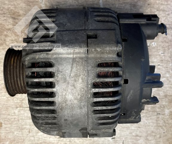 059903015R Alternátor 180A Valeo Touareg 7L, Audi Q7 4L