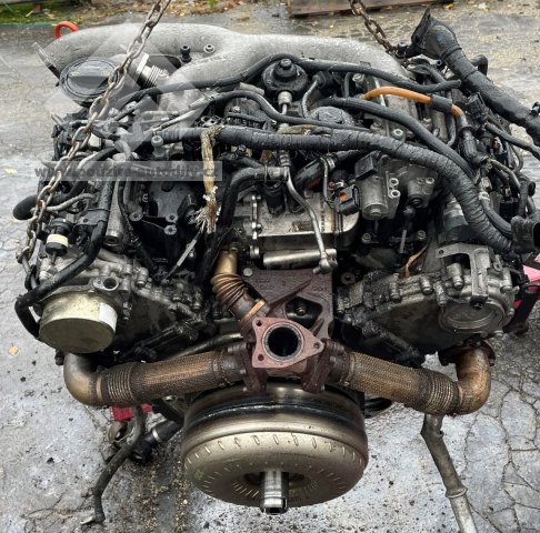 Motor 3.0TDi CAS přidřený na klikovce, odstrojený Audi Q7 4L